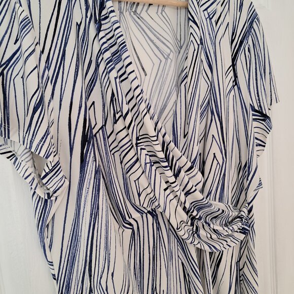 DKNY Women's Short-Sleeve Cream & Blue Geometric Print blouse with wrap front - Picture 4 of 9